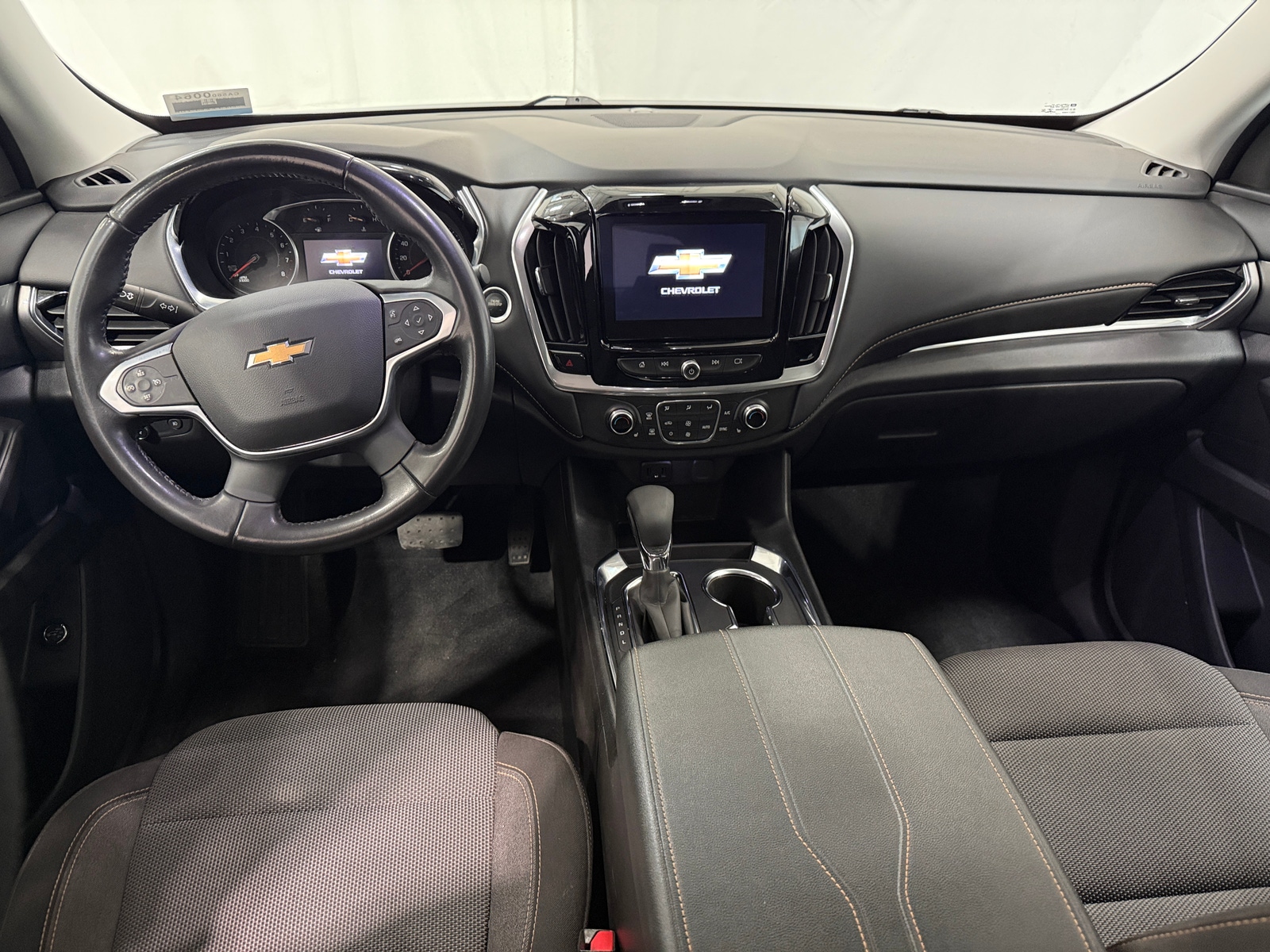 Thumbnail: 2021 Chevrolet Traverse - 3