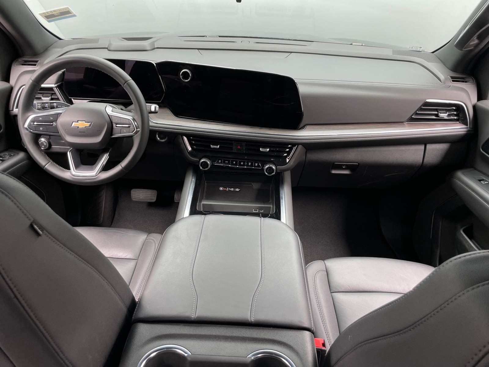 Thumbnail: 2025 Chevrolet Tahoe - 2