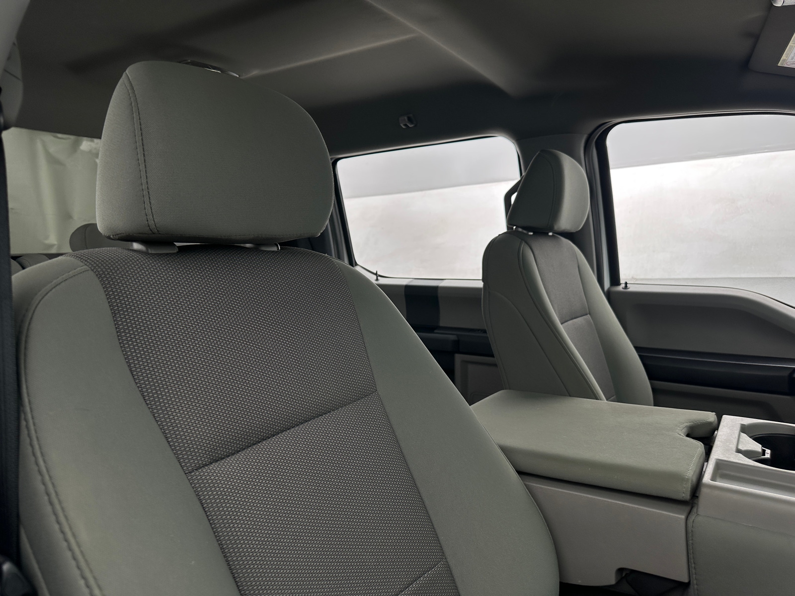 Thumbnail: 2020 Ford Econoline - 5