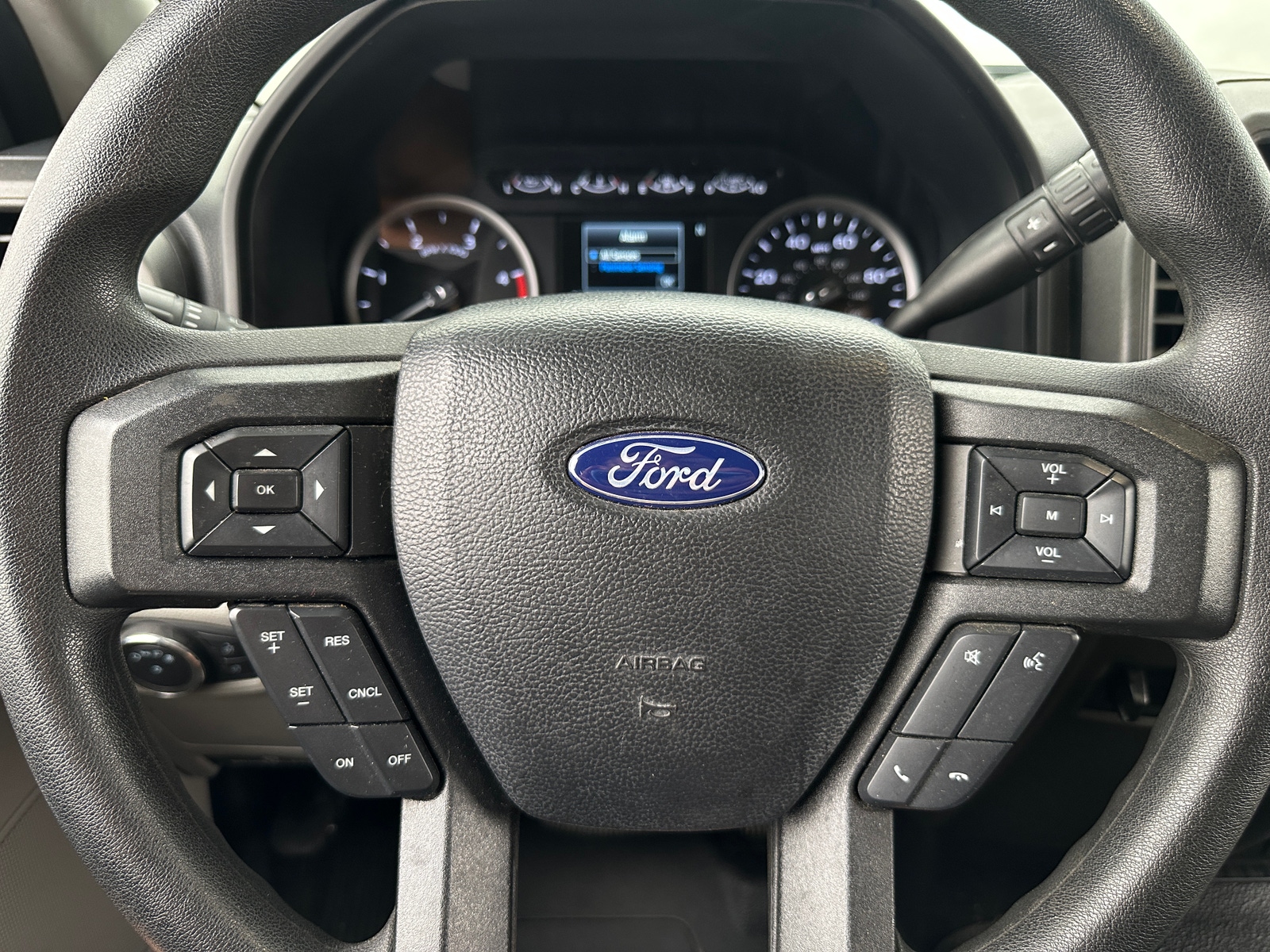 Thumbnail: 2020 Ford Econoline - 4