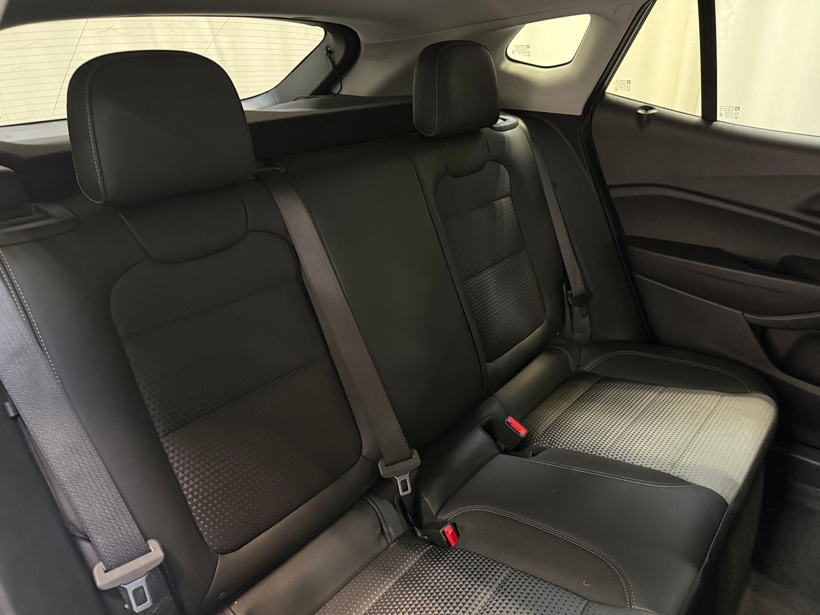 Thumbnail: 2025 Chevrolet Trax - 6