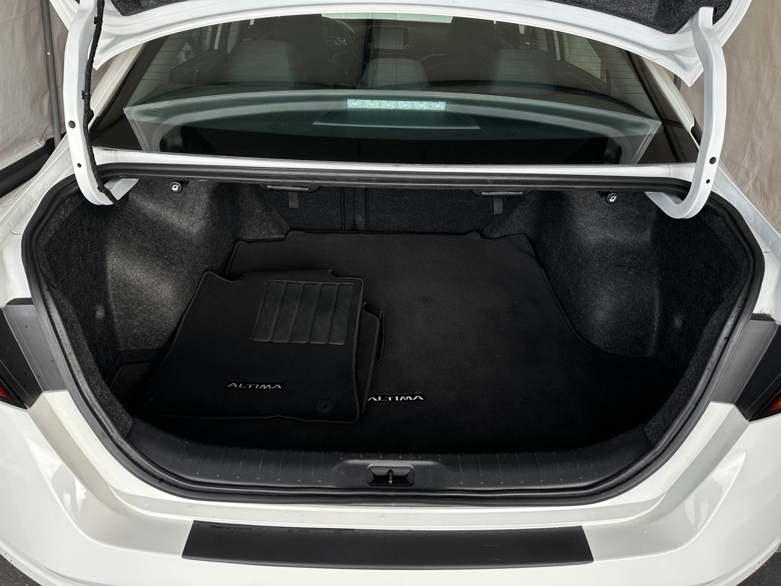 Thumbnail: 2025 Nissan Altima - 7