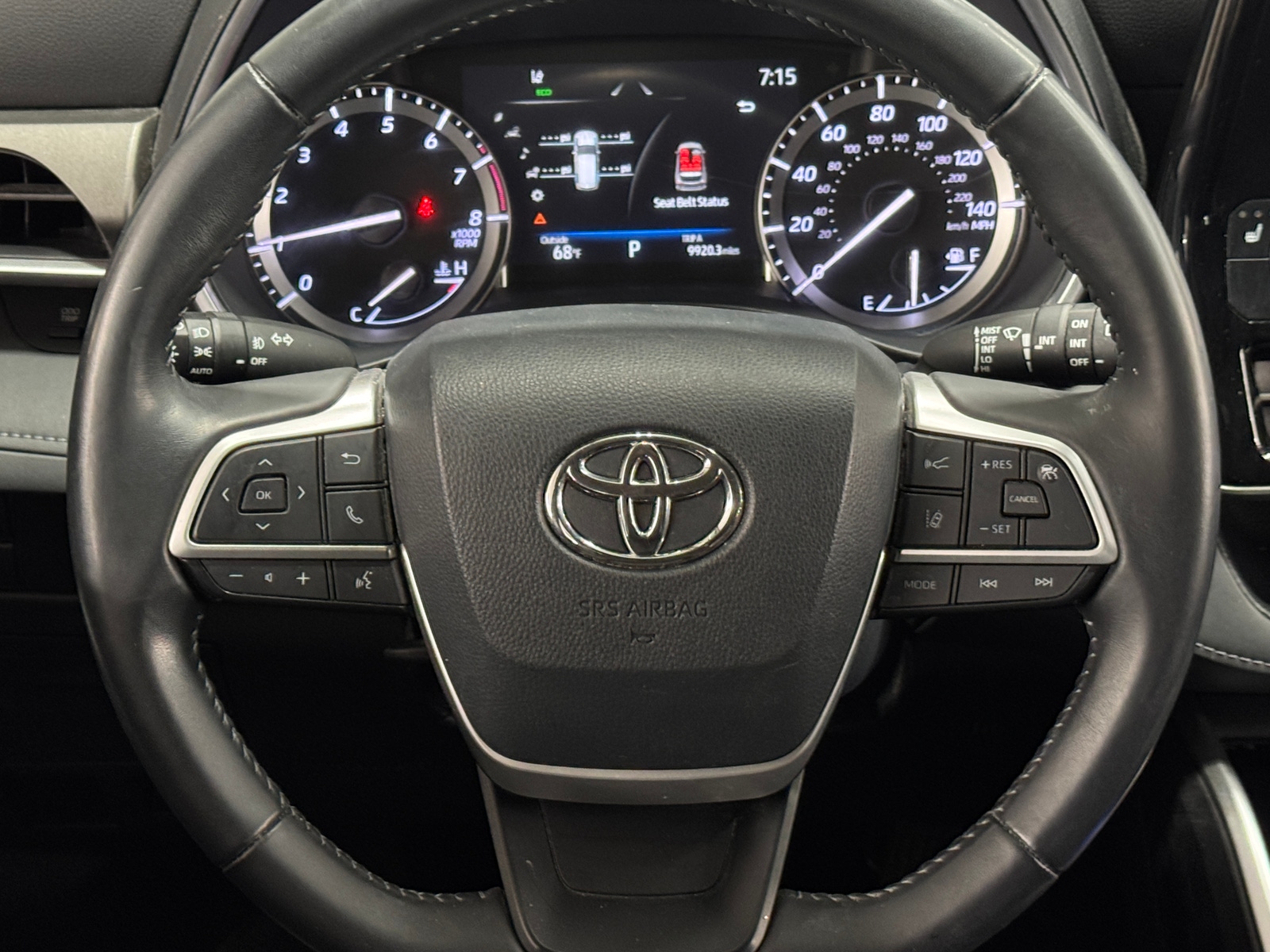 Thumbnail: 2022 Toyota Highlander - 4