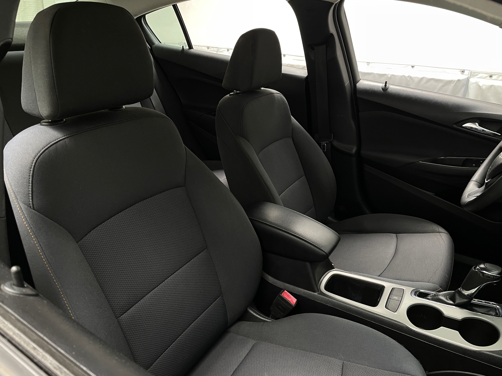 Thumbnail: 2018 Chevrolet Cruze - 2