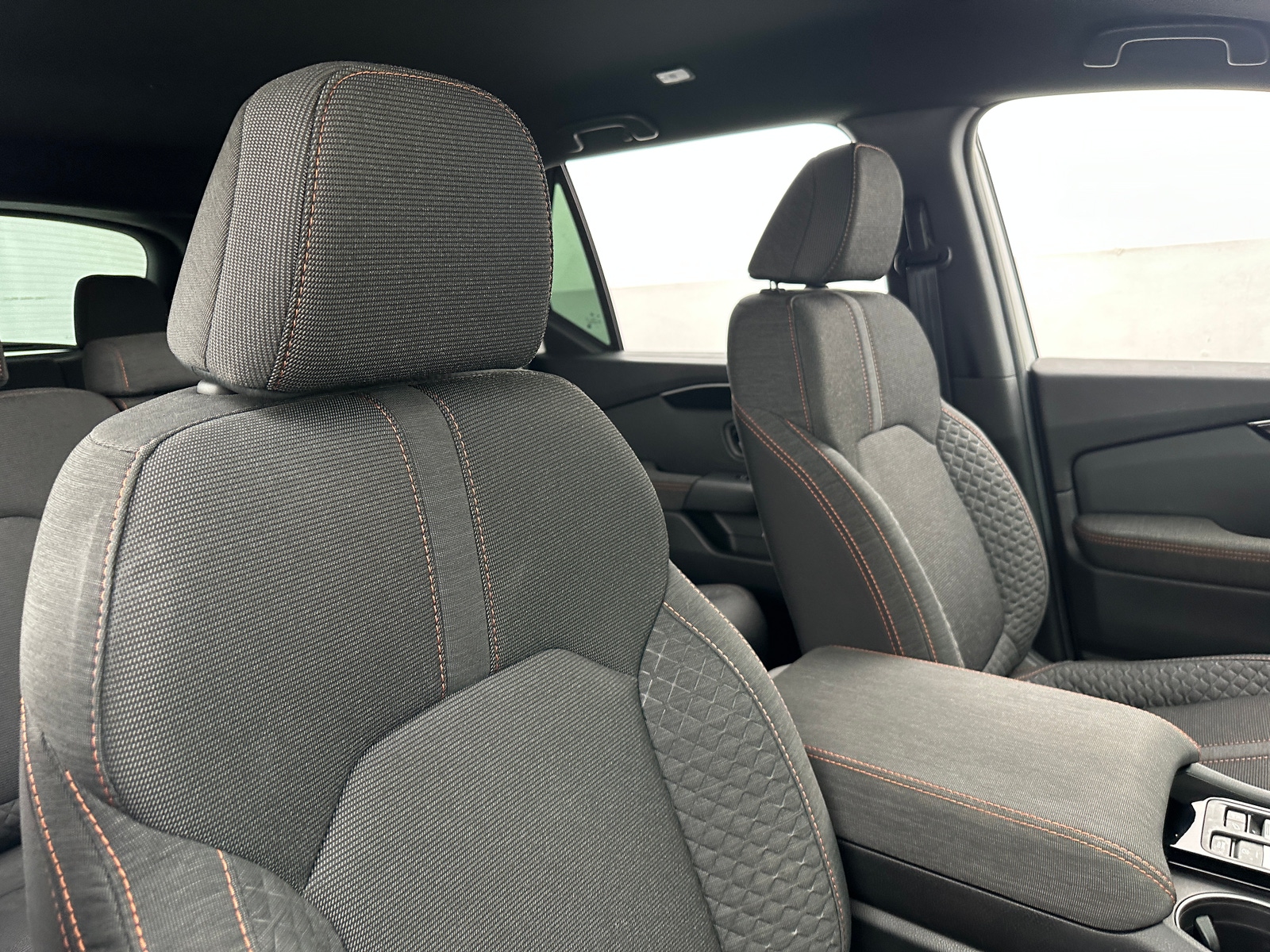 Thumbnail: 2025 Honda Pilot - 2