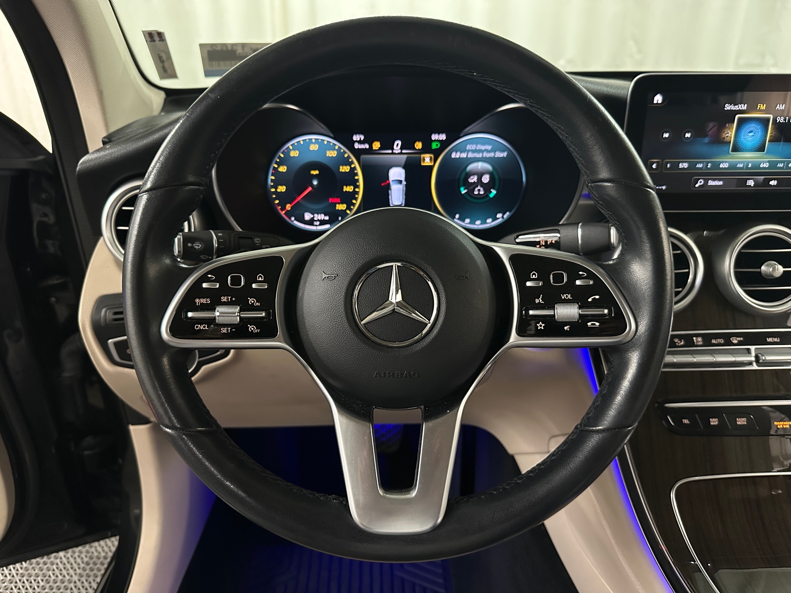 Thumbnail: 2020 Mercedes-Benz GLC - 4