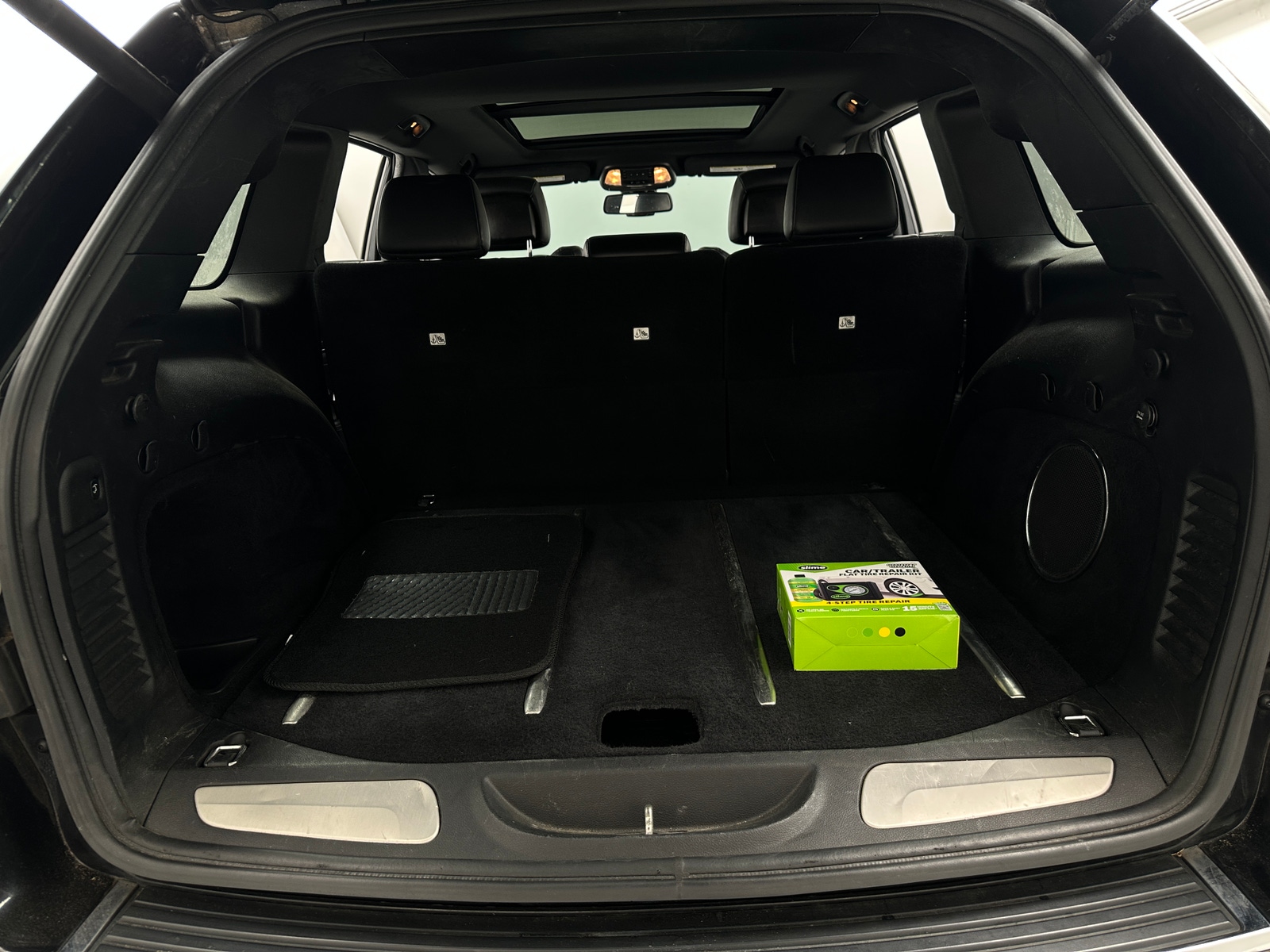 Thumbnail: 2015 Jeep Grand Cherokee - 6