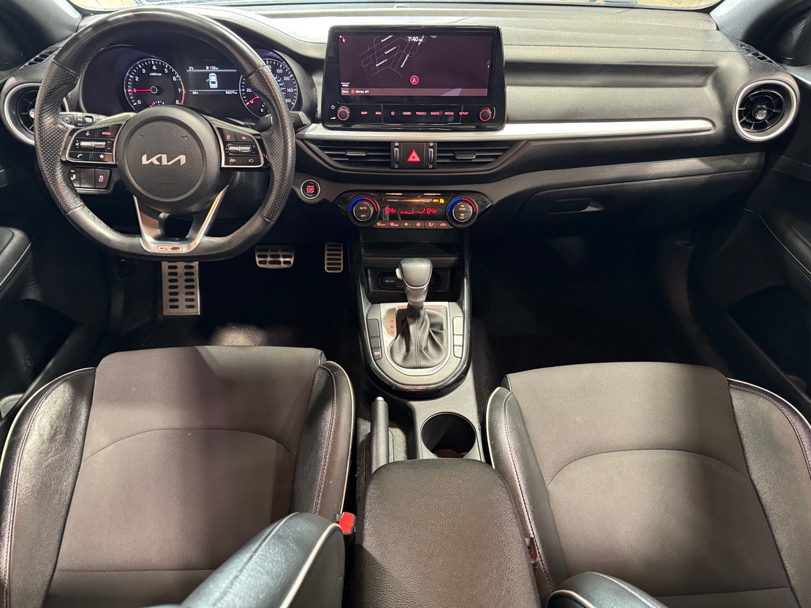 Thumbnail: 2022 Kia Forte - 3