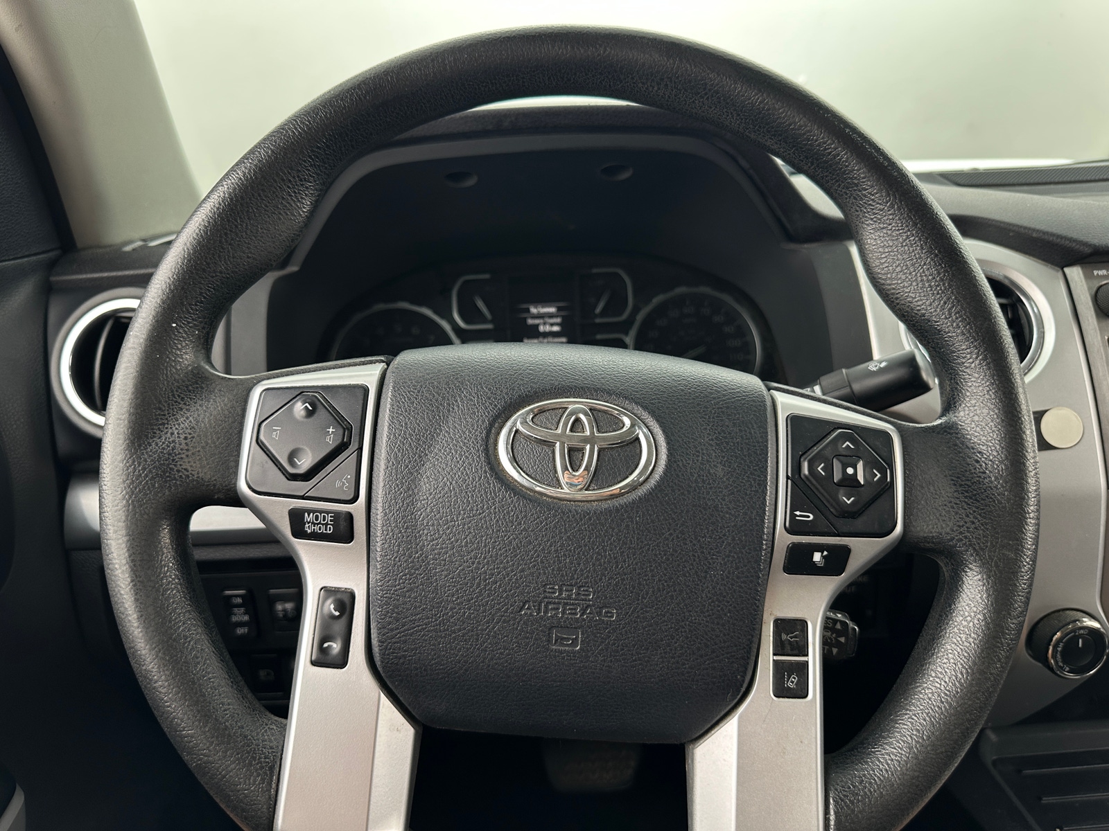 Thumbnail: 2019 Toyota Tundra - 4