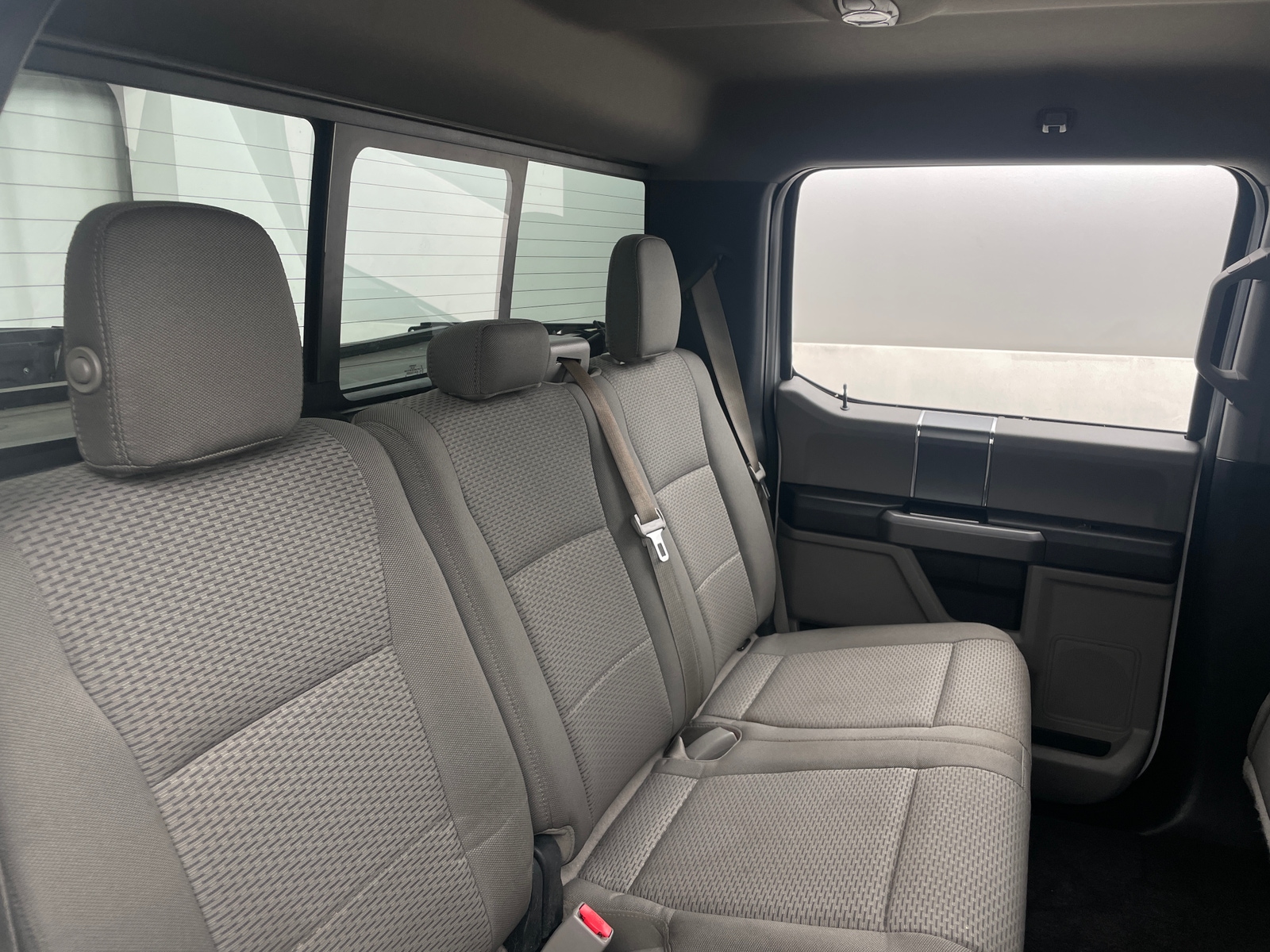 Thumbnail: 2015 Ford Econoline - 6