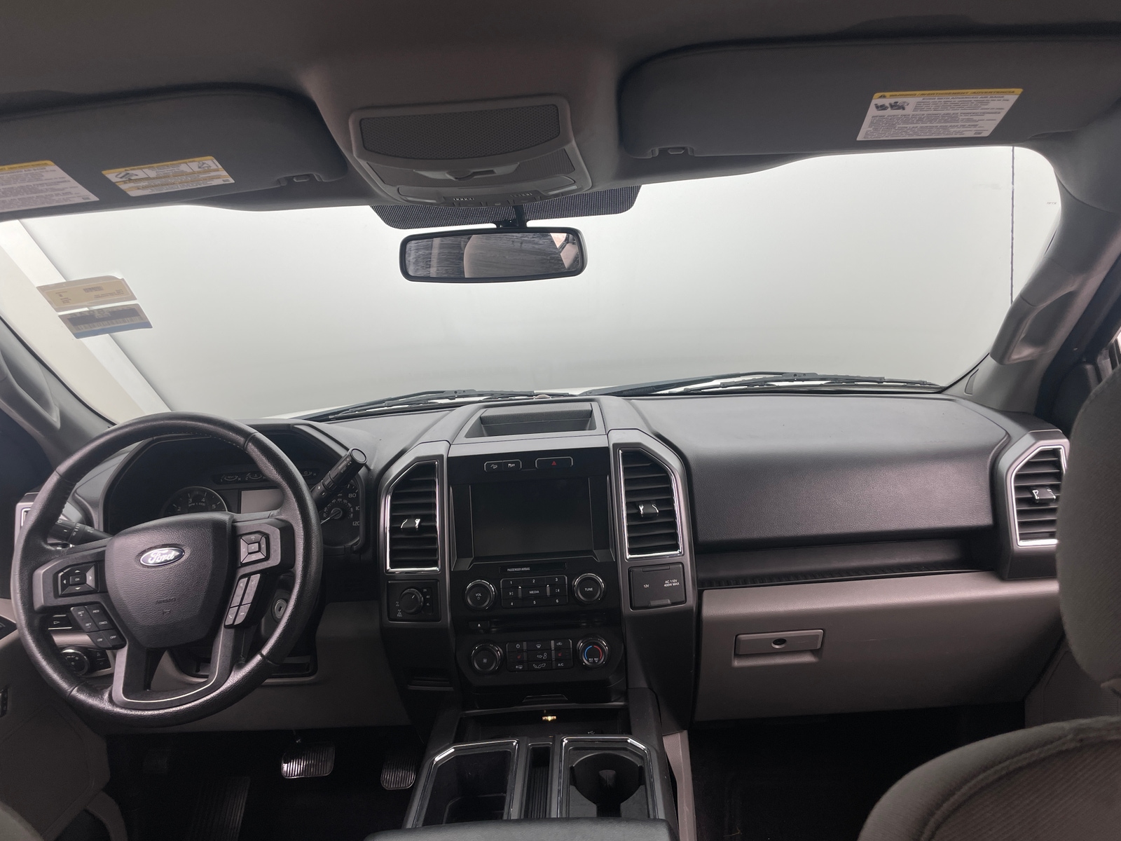 Thumbnail: 2015 Ford Econoline - 3