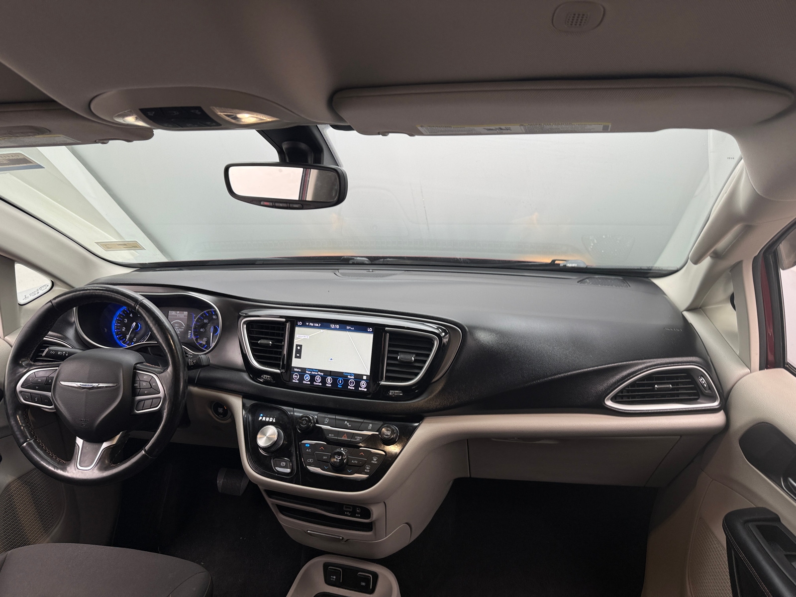 Thumbnail: 2020 Chrysler Pacifica - 3