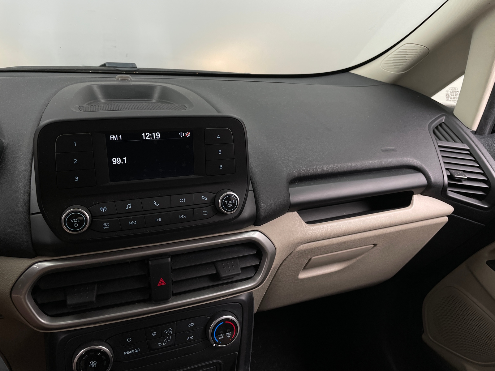 Thumbnail: 2019 Ford EcoSport - 4