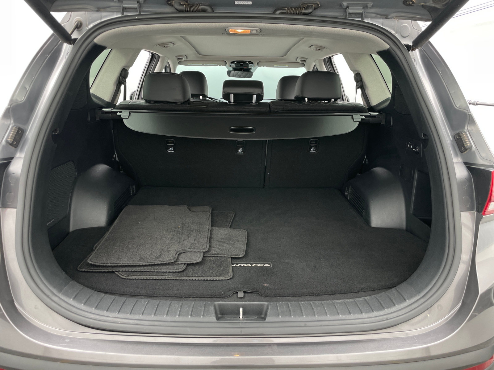 Thumbnail: 2022 Hyundai Santa Fe - 6