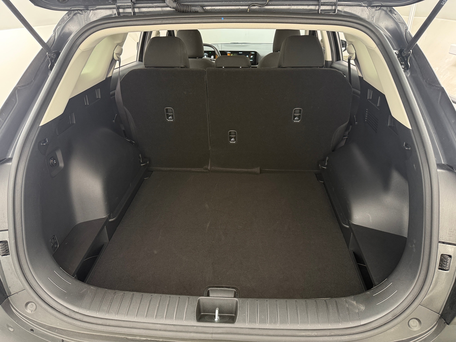 Thumbnail: 2026 Kia Sportage - 7