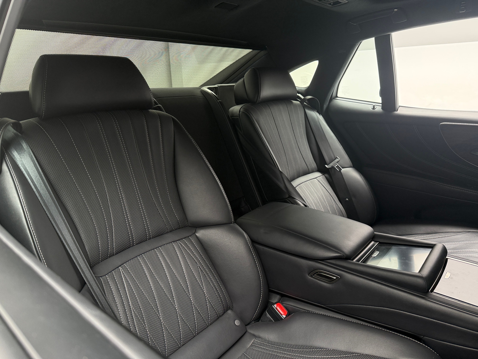 Thumbnail: 2019 Lexus LS - 6