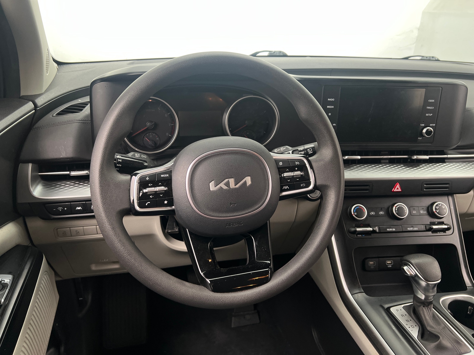 Thumbnail: 2024 Kia Carnival - 5