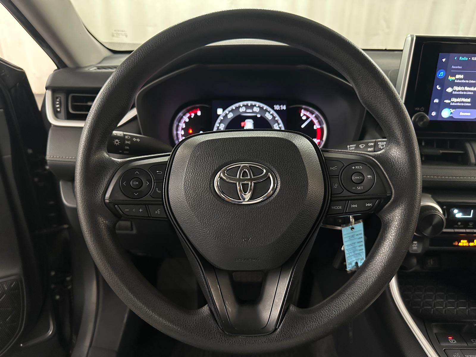 Thumbnail: 2023 Toyota RAV4 - 5