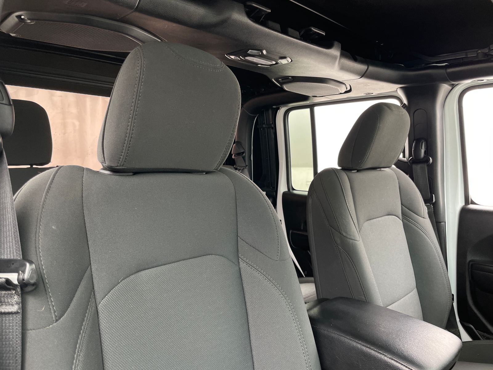 Thumbnail: 2021 Jeep Gladiator - 2