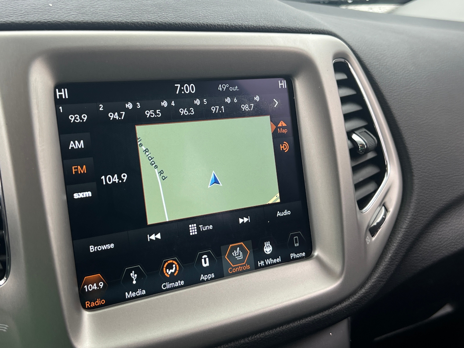 Thumbnail: 2019 Jeep Compass - 3