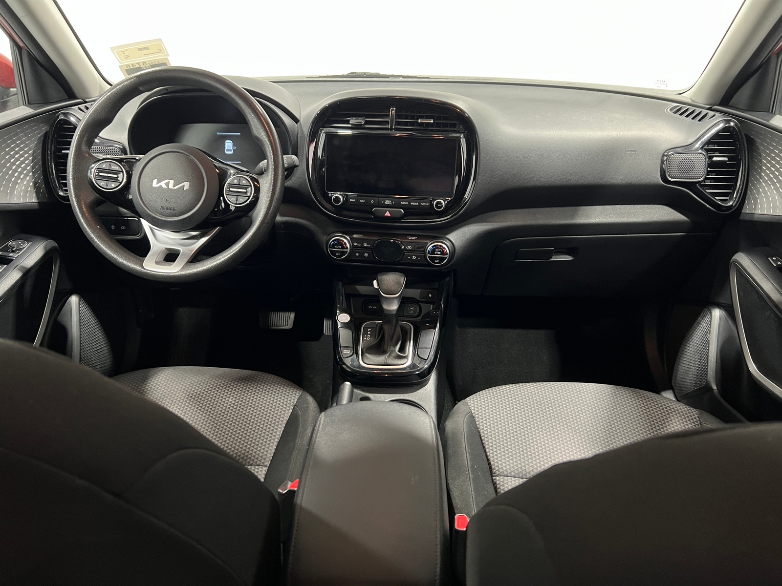 Thumbnail: 2023 Kia Soul - 3