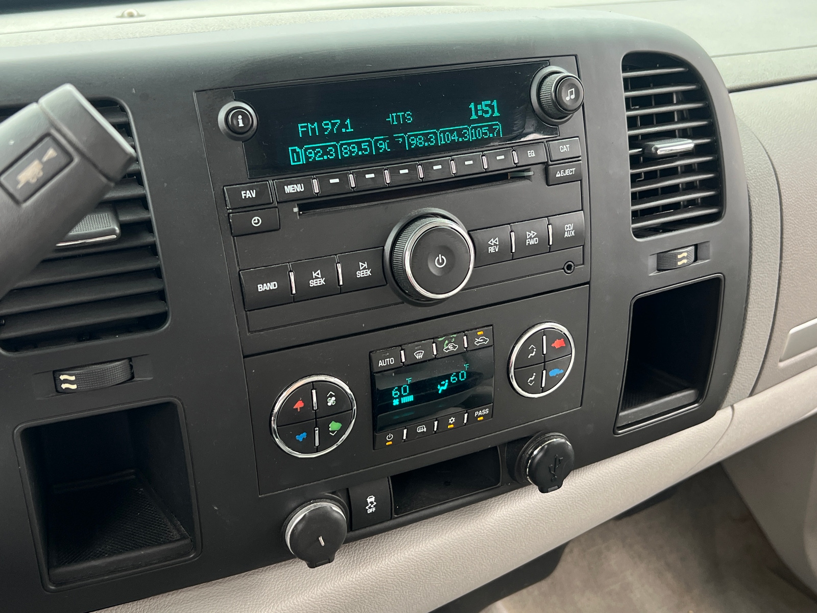 Thumbnail: 2013 GMC Sierra 1500 - 4