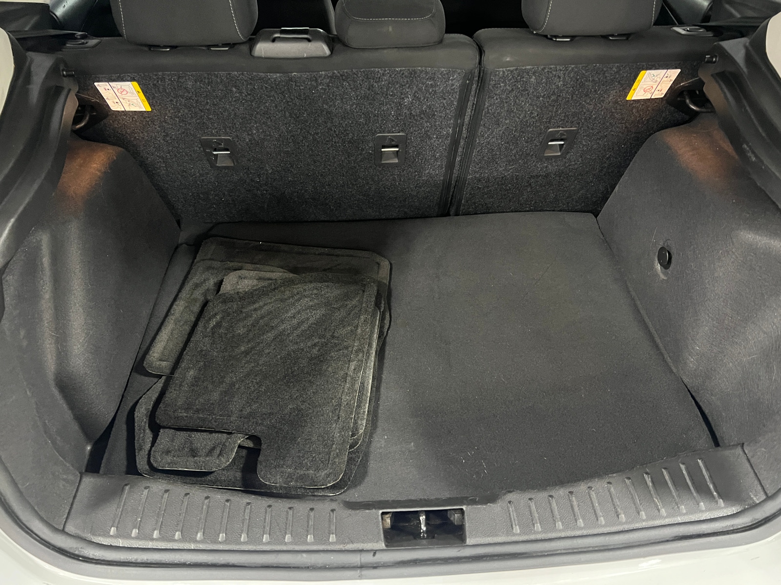 Thumbnail: 2017 Ford Focus - 7