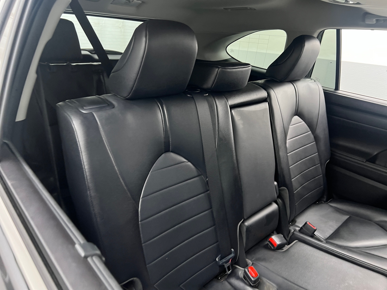 Thumbnail: 2020 Toyota Highlander - 5