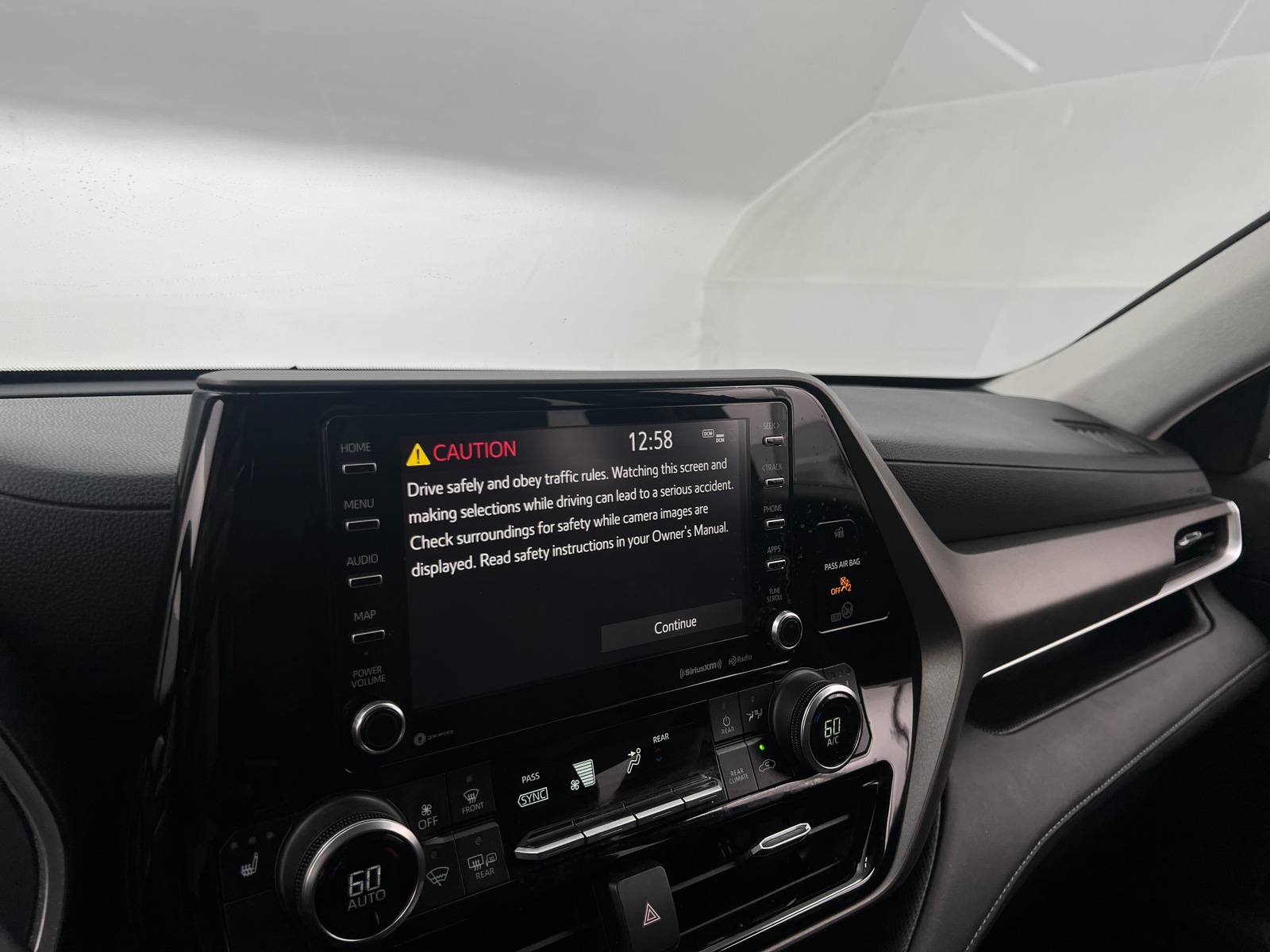 Thumbnail: 2020 Toyota Highlander - 3