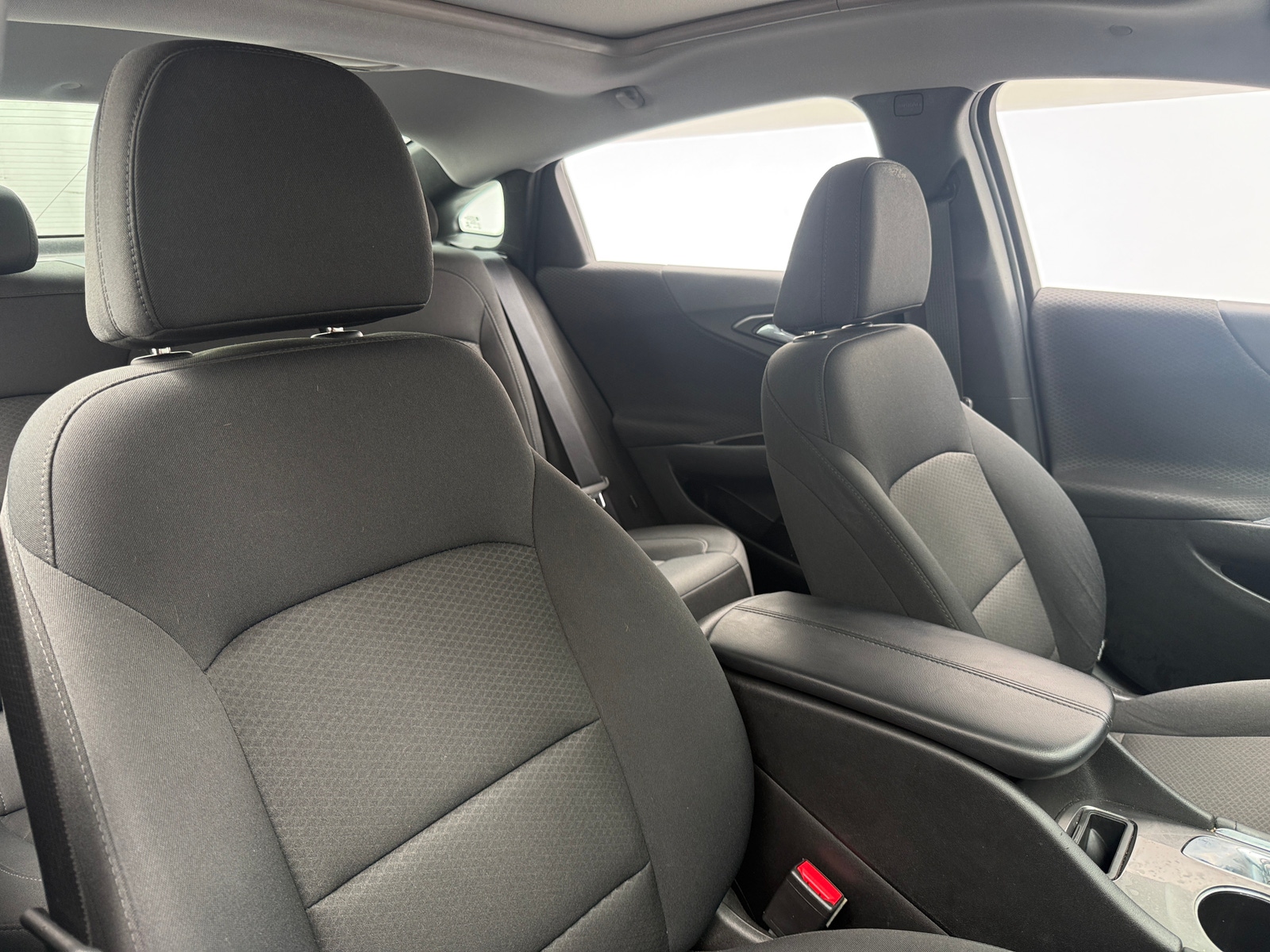 Thumbnail: 2016 Chevrolet Malibu - 2