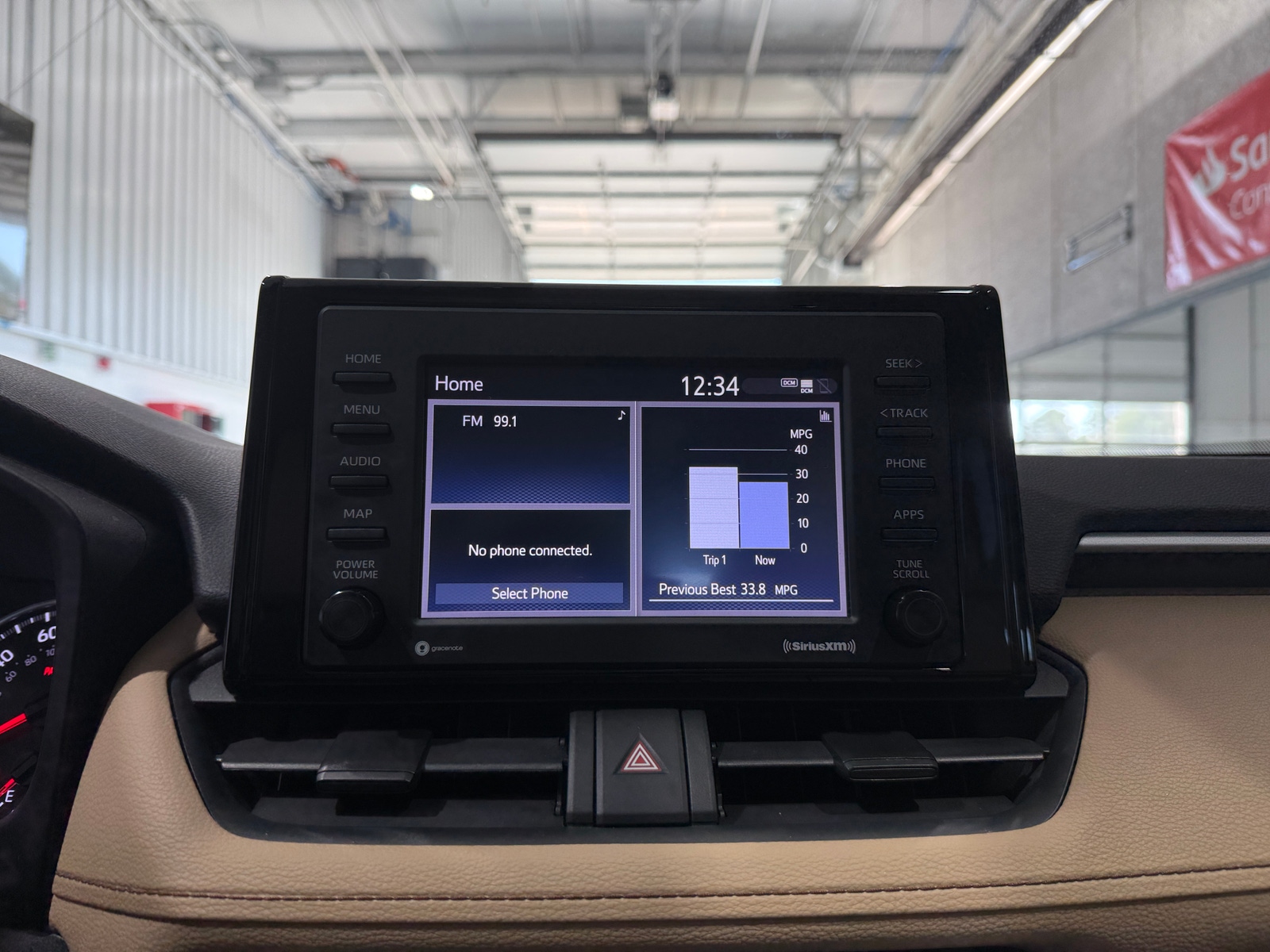 Thumbnail: 2020 Toyota RAV4 - 4