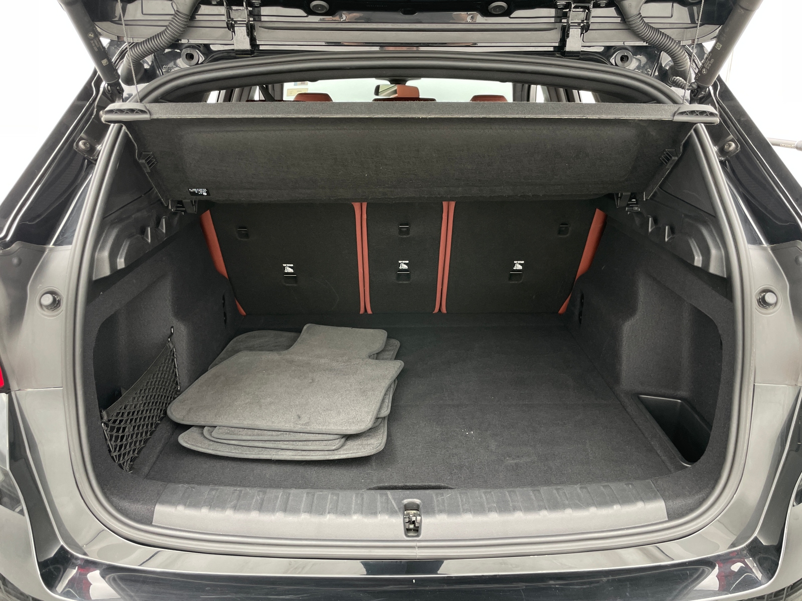 Thumbnail: 2026 BMW X1 - 6