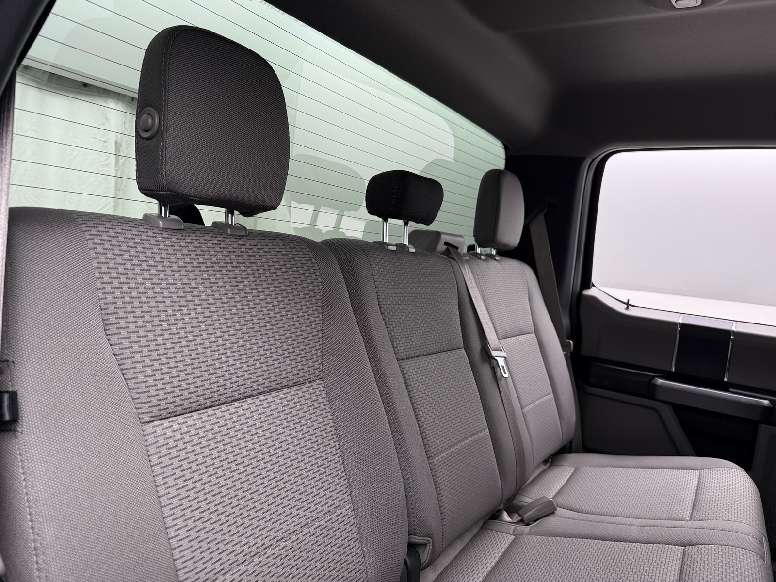 Thumbnail: 2016 Ford Econoline - 6