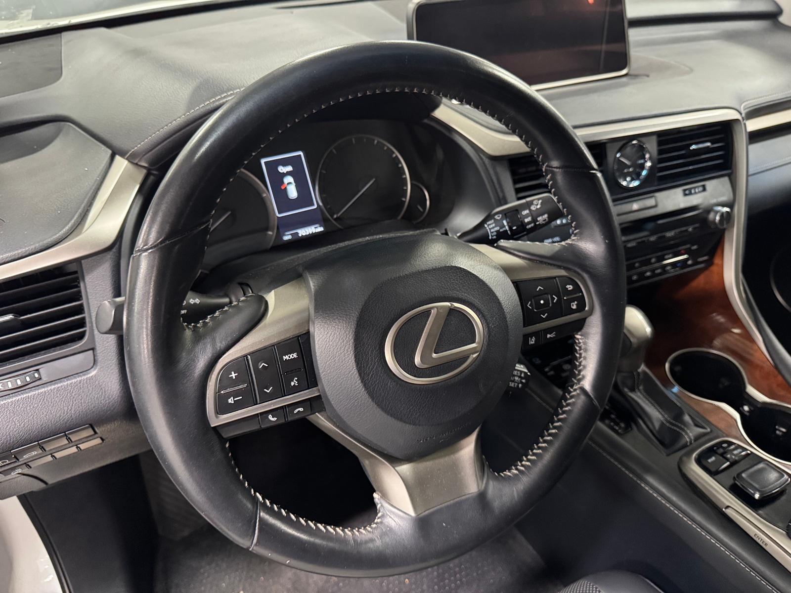 Thumbnail: 2019 Lexus RX - 4