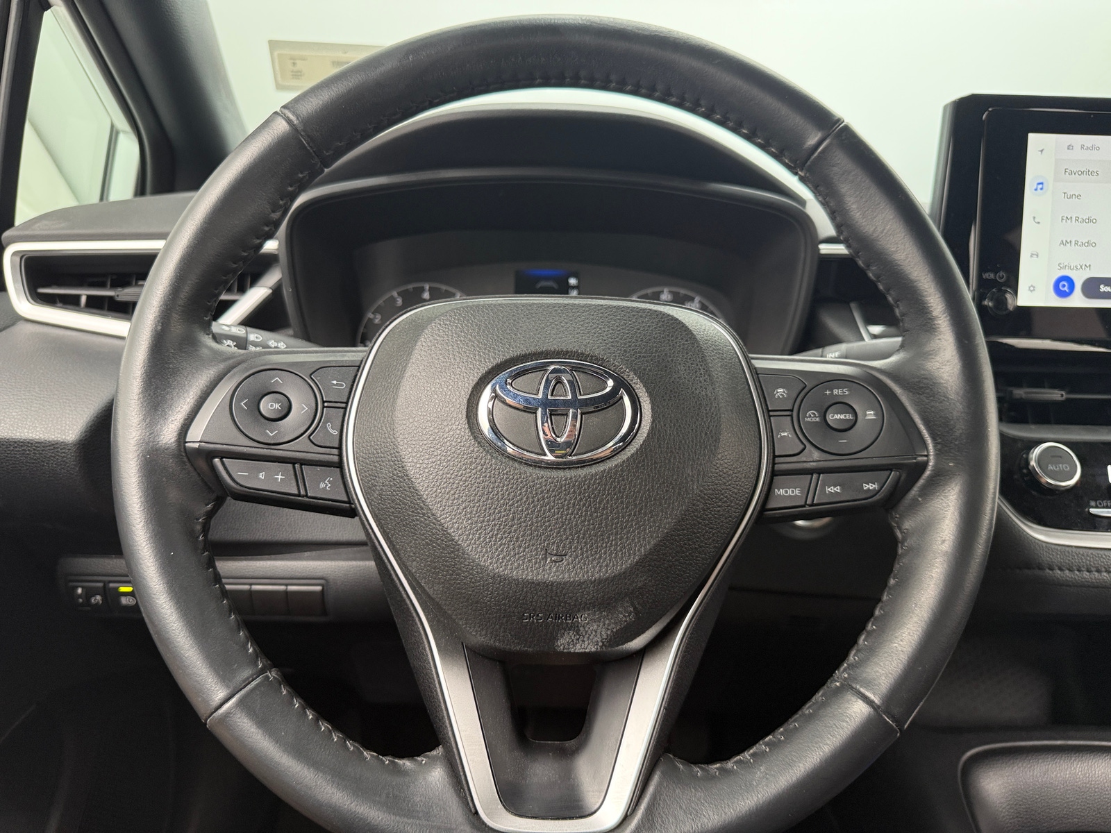 Thumbnail: 2023 Toyota Corolla - 5