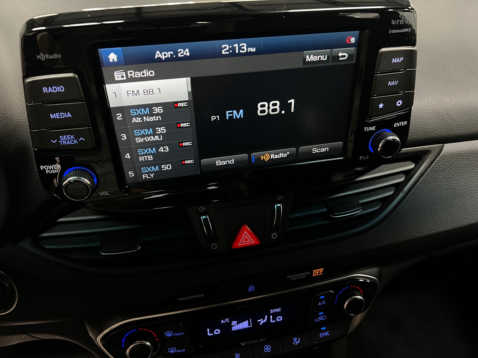 Thumbnail: 2020 Hyundai Elantra - 3