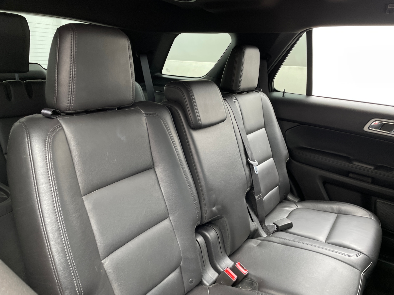 Thumbnail: 2015 Ford Explorer - 5