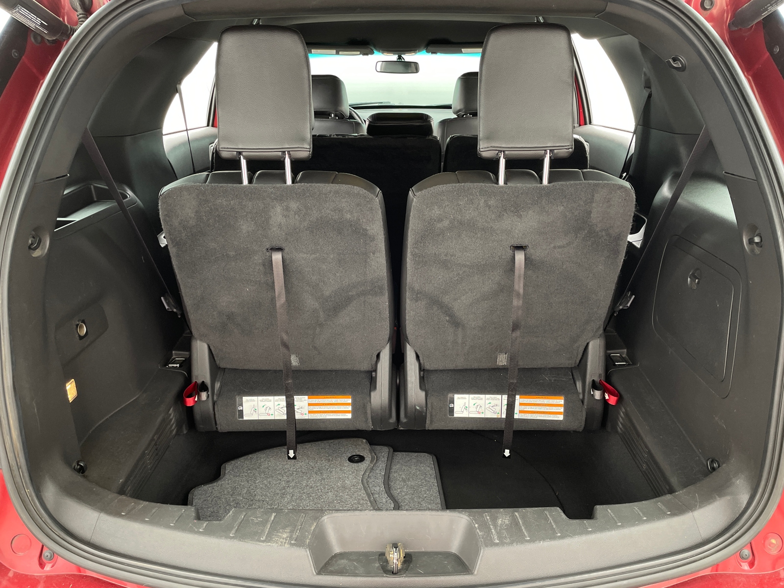 Thumbnail: 2015 Ford Explorer - 6