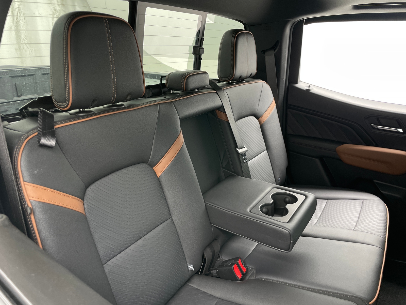 Thumbnail: 2024 GMC Canyon - 6