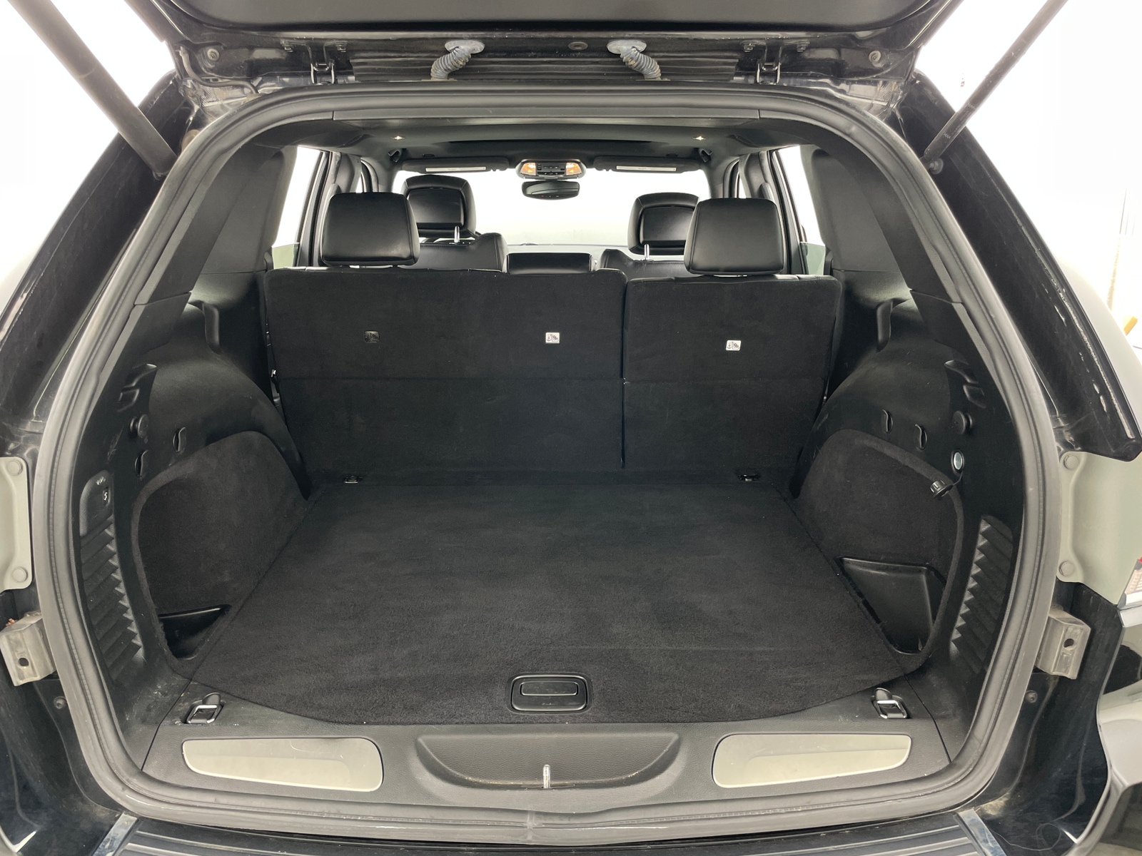 Thumbnail: 2019 Jeep Grand Cherokee - 6
