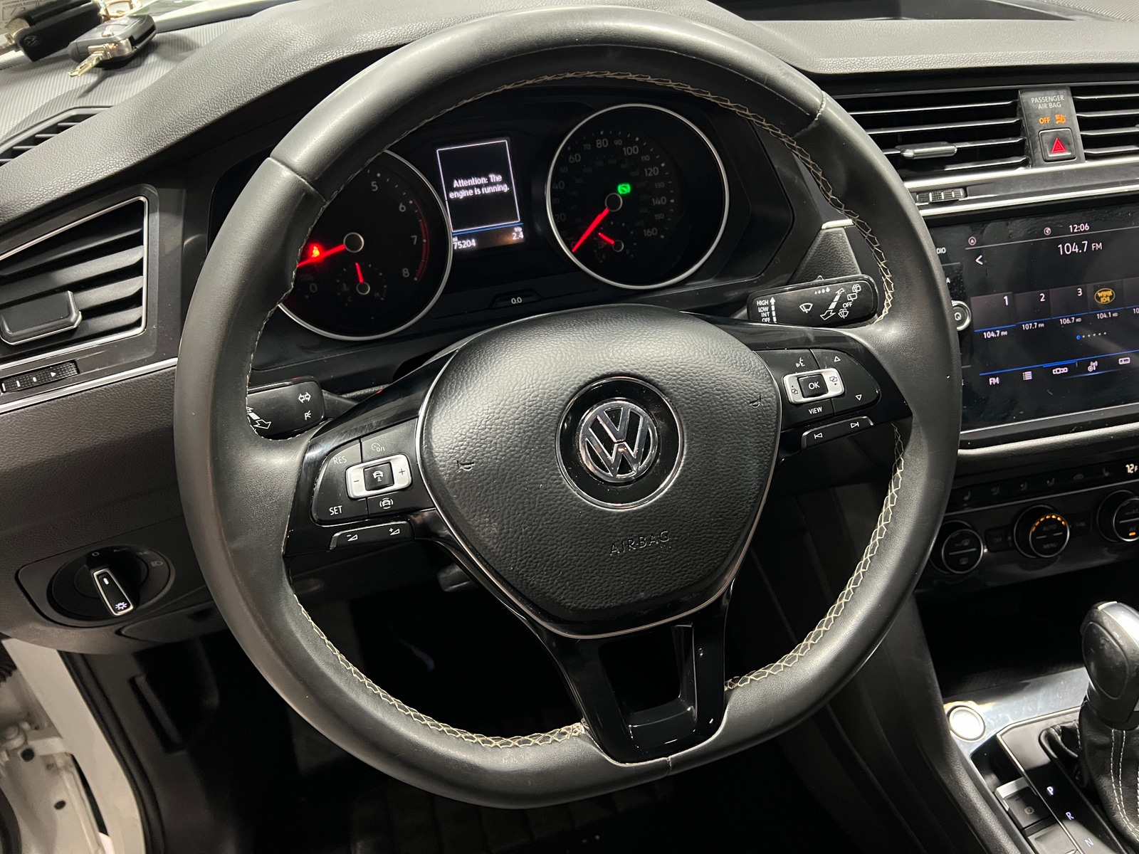 Thumbnail: 2021 Volkswagen Tiguan - 4