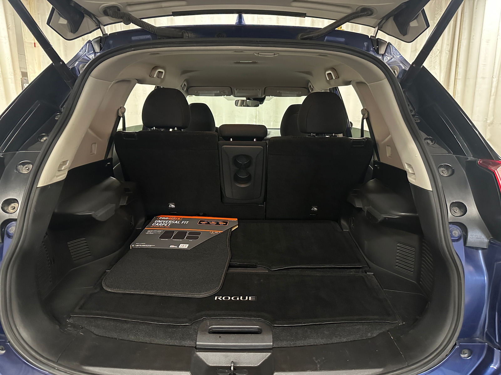 Thumbnail: 2019 Nissan Rogue - 7
