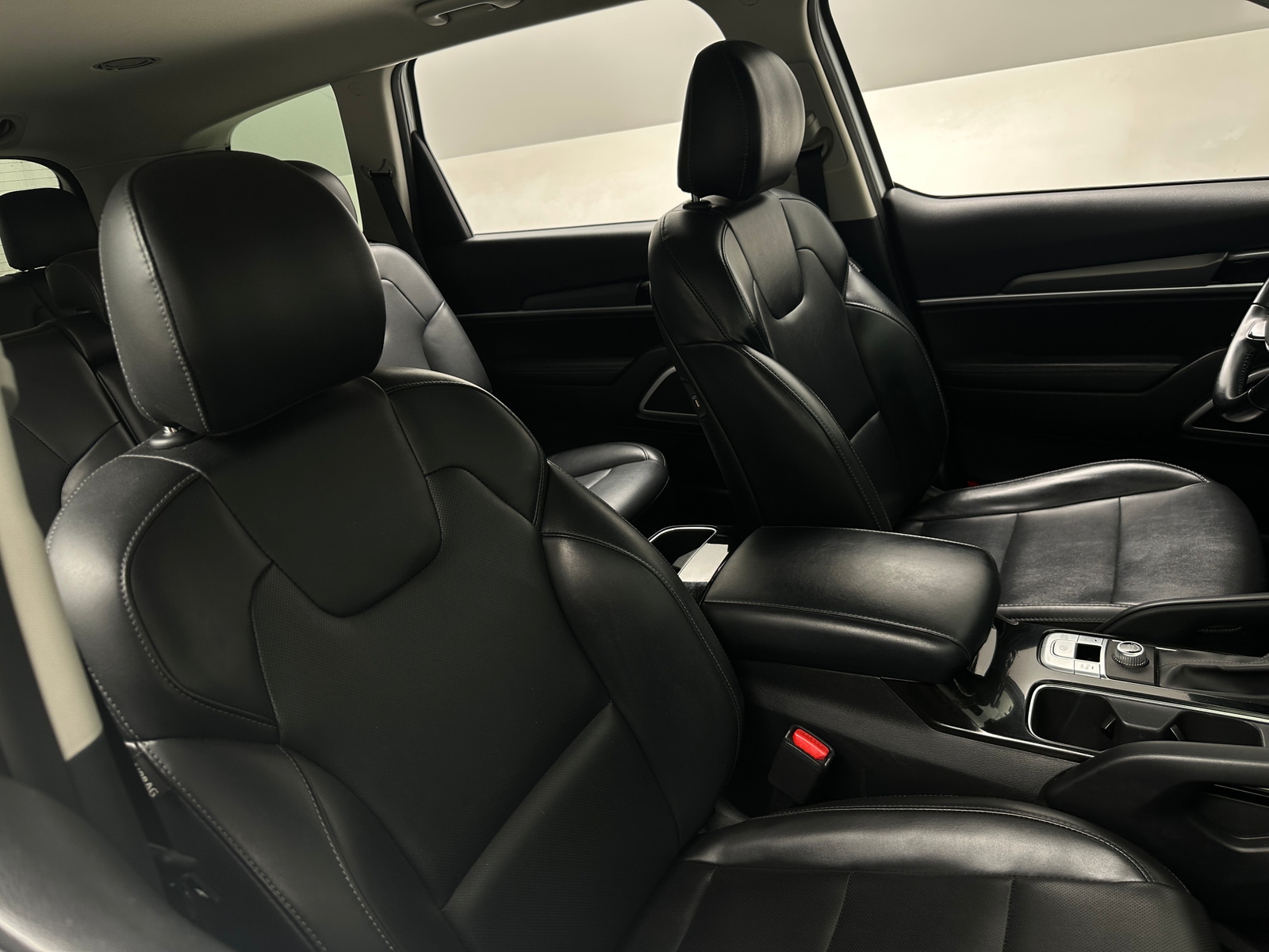 Thumbnail: 2020 Kia Telluride - 2