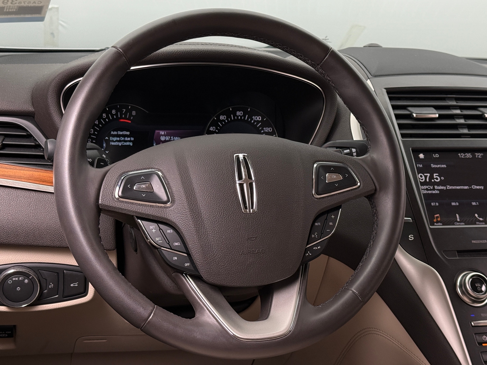Thumbnail: 2019 Lincoln MKC - 4