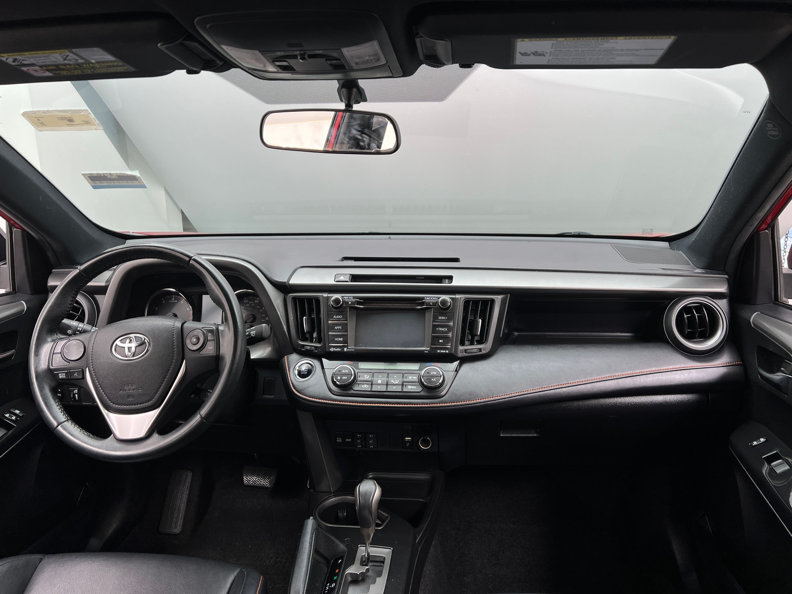 Thumbnail: 2016 Toyota RAV4 - 2
