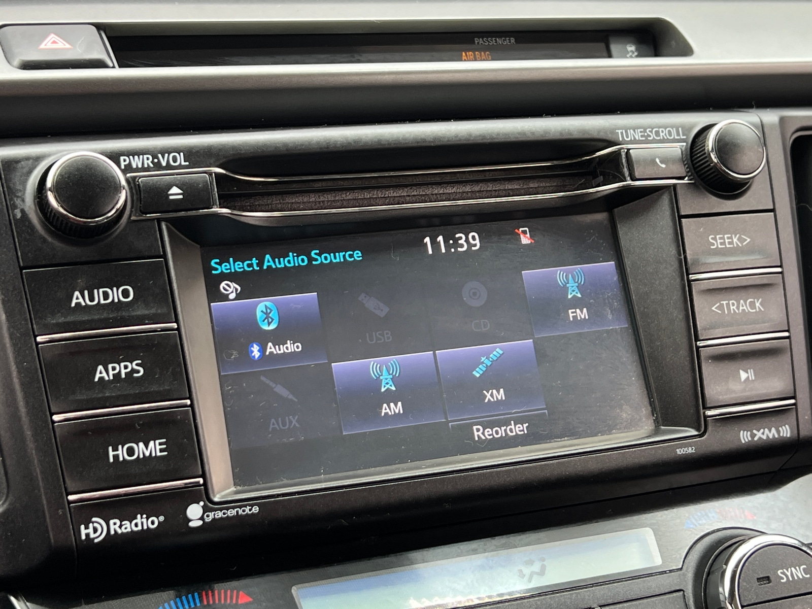Thumbnail: 2016 Toyota RAV4 - 3