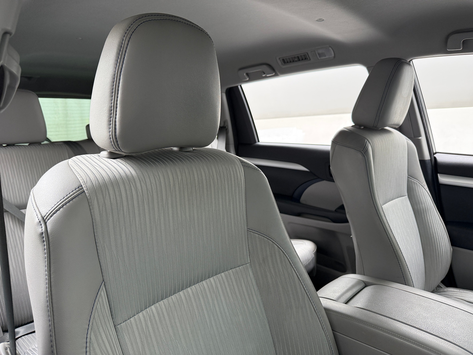 Thumbnail: 2017 Toyota Highlander - 2