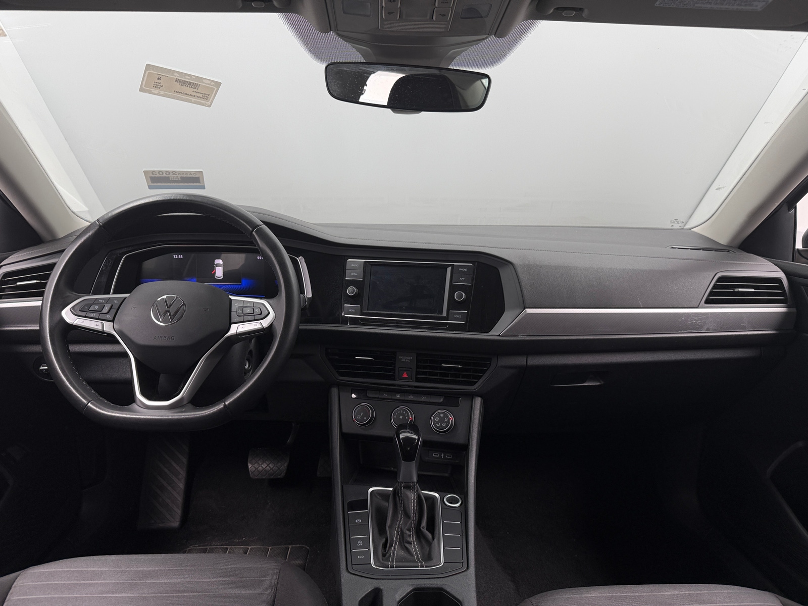 Thumbnail: 2024 Volkswagen Jetta - 3