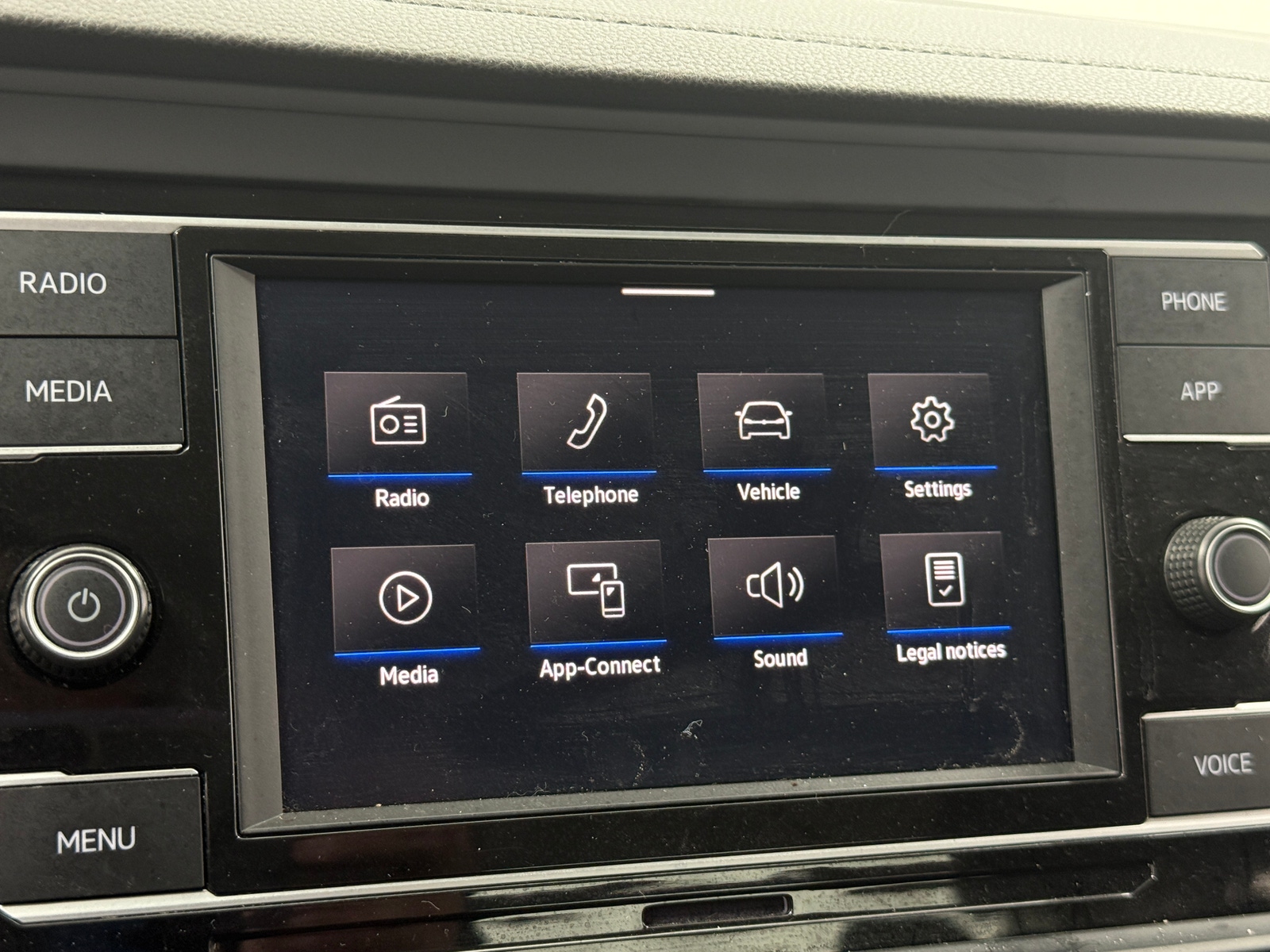 Thumbnail: 2024 Volkswagen Jetta - 4