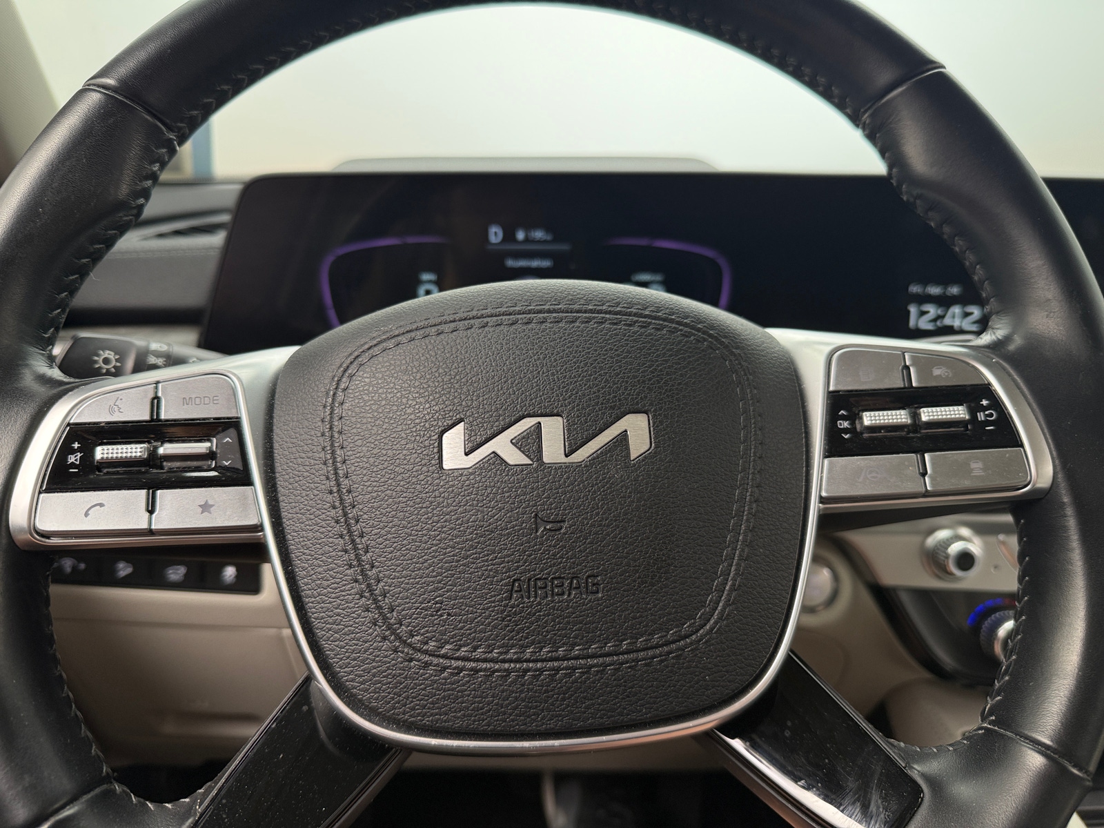 Thumbnail: 2024 Kia Telluride - 4